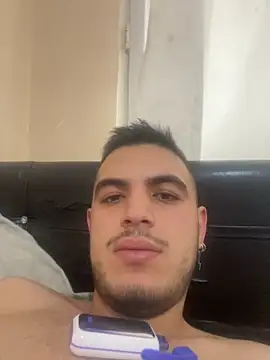 Snapshot of Iamcan_07 chatting on November 2, 2025, 12:21 pm Iamcan 07 online show from November 2, 2025, 12:21 pm