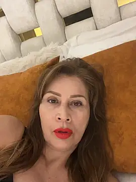 HotBellaMilf online show from May 6, 2026, 12:58 am