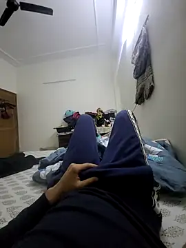 Bigass6965 online show from November 18, 2025, 9:40 pm