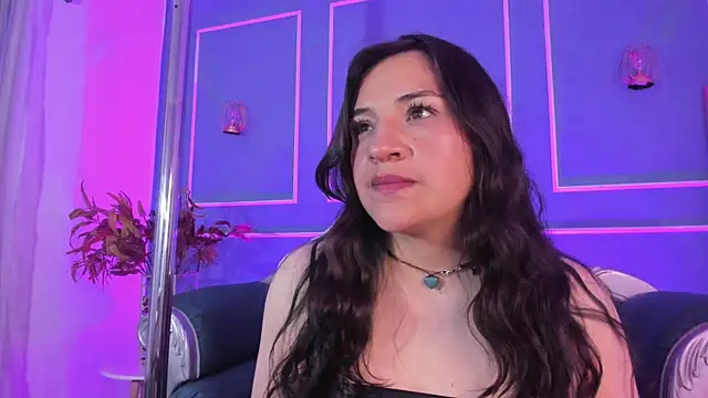 TaraTaylorr online show from October 21, 2025, 2:44 am