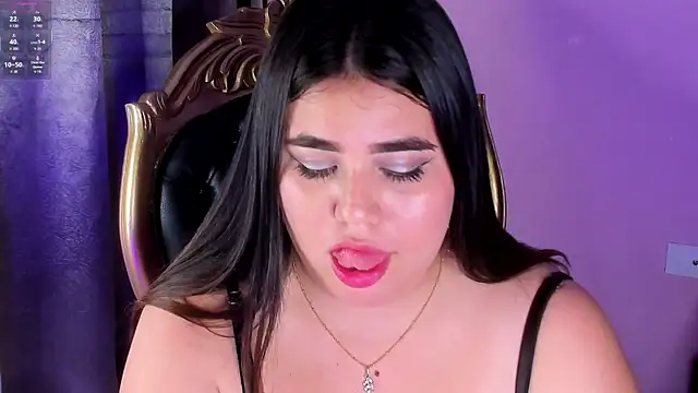 Snapshot of MadissonLee__ chatting on October 14, 2025, 7:14 pm MadissonLee online show from October 14, 2025, 7:14 pm