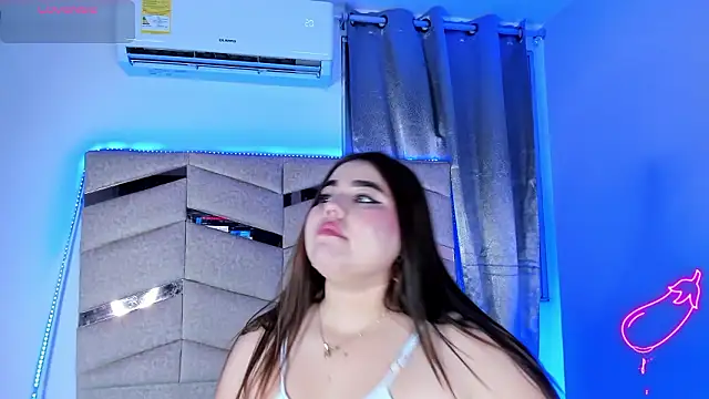 MadissonLee   online show from February 11, 2026, 10:09 pm