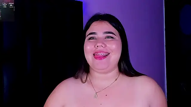 Snapshot of MadissonLee__ chatting on October 21, 2025, 7:13 pm MadissonLee online show from October 21, 2025, 7:13 pm