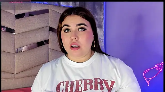 MadissonLee   online show from February 3, 2026, 10:15 pm