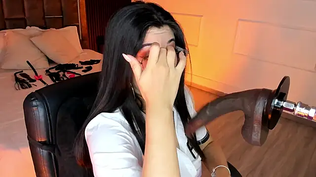 Gabrielakassi online show from December 16, 2025, 11:58 am