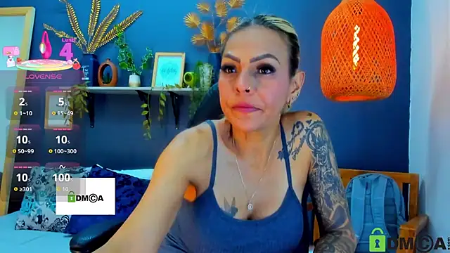 yessila parker online show from November 30, 2025, 1:50 am