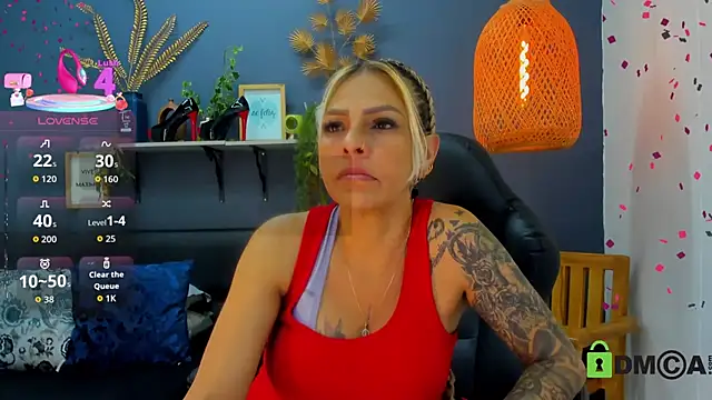 Snapshot of yessila_parker chatting on June 26, 2026, 8:53 am yessila parker online show from June 26, 2026, 8:53 am