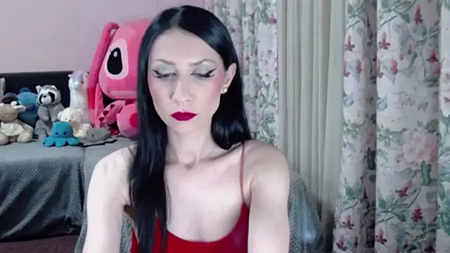 Snapshot of Maddison_Summer chatting on June 9, 2026, 8:32 pm Maddison Summer online show from June 9, 2026, 8:32 pm
