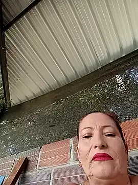 Snapshot of Sexy-Woman-Mature chatting on June 17, 2026, 1:10 pm Sexy-Woman-Mature online show from June 17, 2026, 1:10 pm