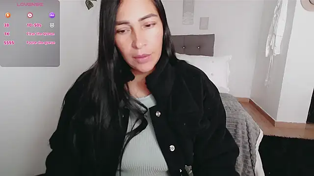 Snapshot of luna_lgomez_ chatting on November 26, 2025, 1:11 pm luna lgomez online show from November 26, 2025, 1:11 pm