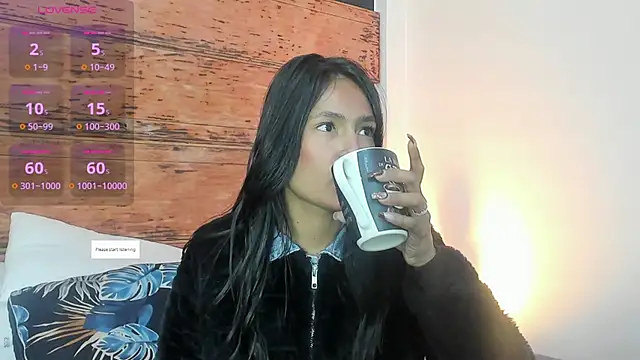 Snapshot of Fernanda_liie_ chatting on August 6, 2026, 12:44 pm Fernanda liie online show from August 6, 2026, 12:44 pm
