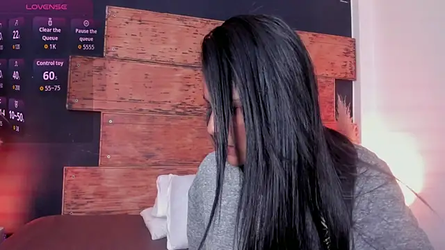 Snapshot of Fernanda_liie_ chatting on July 15, 2026, 12:12 pm Fernanda liie online show from July 15, 2026, 12:12 pm