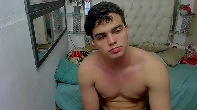 Snapshot of heiker_ chatting on November 29, 2025, 2:44 am heiker online show from November 29, 2025, 2:44 am