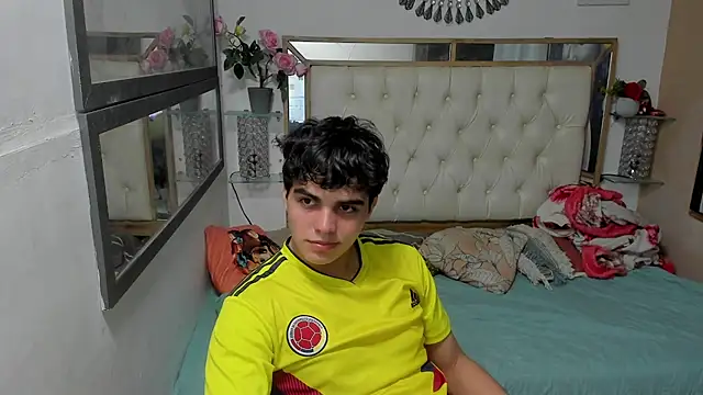 Snapshot of heiker_ chatting on October 27, 2025, 3:51 am heiker online show from October 27, 2025, 3:51 am