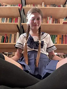 melicious  online show from October 18, 2025, 9:55 am