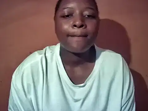 Snapshot of sexyhips2001 chatting on October 21, 2025, 9:14 pm sexyhips2001 online show from October 21, 2025, 9:14 pm