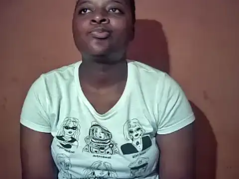 Snapshot of sexyhips2001 chatting on November 19, 2025, 8:31 pm sexyhips2001 online show from November 19, 2025, 8:31 pm