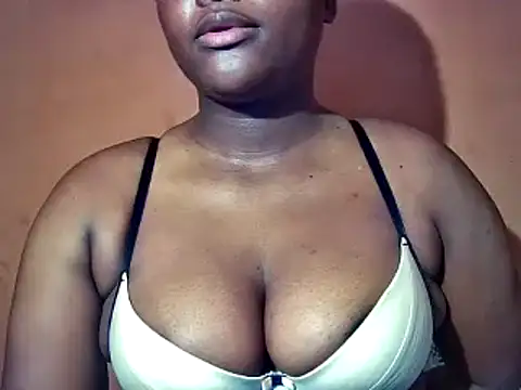 Snapshot of sexyhips2001 chatting on February 11, 2026, 11:37 pm sexyhips2001 online show from February 11, 2026, 11:37 pm