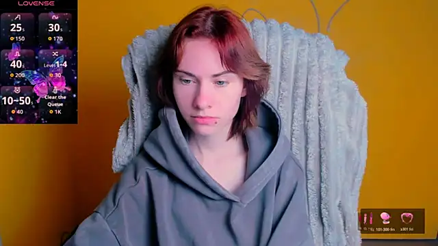 Fiona Night online show from April 22, 2026, 5:14 am