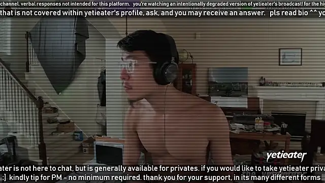 Snapshot of yetieater chatting on January 30, 2025, 9:14 pm yetieater online show from January 30, 2025, 9:14 pm