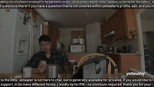 Snapshot of yetieater chatting on January 20, 2025, 6:43 pm yetieater online show from January 20, 2025, 6:43 pm