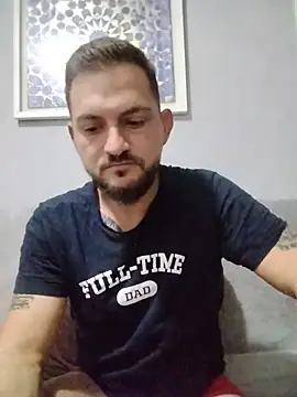 Snapshot of iurinicola chatting on October 31, 2025, 4:31 am iurinicola online show from October 31, 2025, 4:31 am