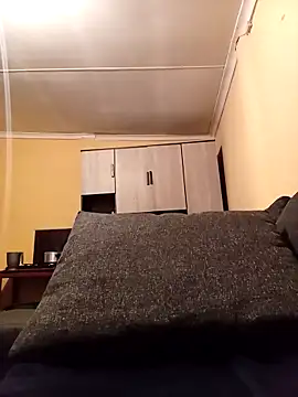 Snapshot of JuicyMilkyTizzy chatting on November 2, 2025, 7:19 pm JuicyMilkyTizzy online show from November 2, 2025, 7:19 pm