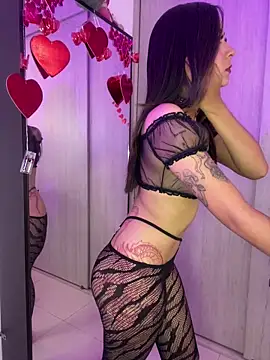 Snapshot of ElectraRhodes1 chatting on March 17, 2026, 10:02 pm ElectraRhodes1 online show from March 17, 2026, 10:02 pm