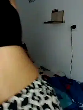 Snapshot of Ehilyn chatting on November 14, 2025, 7:17 pm Ehilyn online show from November 14, 2025, 7:17 pm