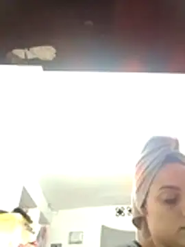 Snapshot of Ehilyn chatting on November 28, 2025, 1:39 am Ehilyn online show from November 28, 2025, 1:39 am