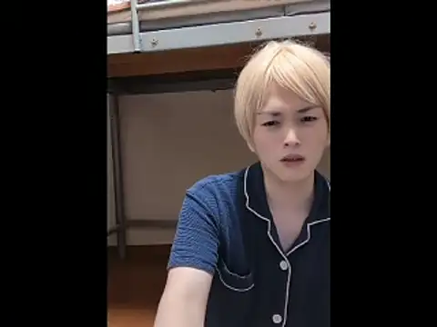 Snapshot of mgnhiroyuki chatting on June 21, 2026, 2:06 am mgnhiroyuki online show from June 21, 2026, 2:06 am
