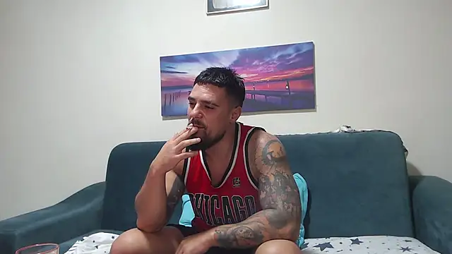 Tiberius hunk online show from October 17, 2025, 6:17 am