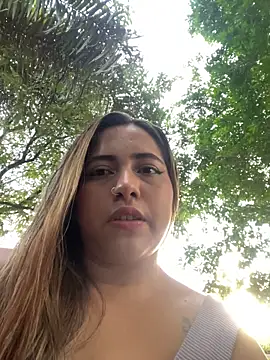 Snapshot of lunaxxx_69 chatting on December 3, 2025, 10:09 pm lunaxxx 69 online show from December 3, 2025, 10:09 pm