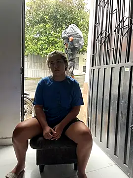 Snapshot of lunaxxx_69 chatting on November 28, 2025, 4:29 pm lunaxxx 69 online show from November 28, 2025, 4:29 pm