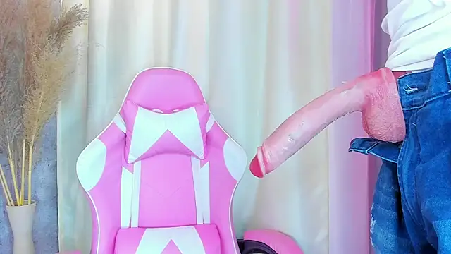 im hanna1 online show from October 24, 2025, 2:10 am