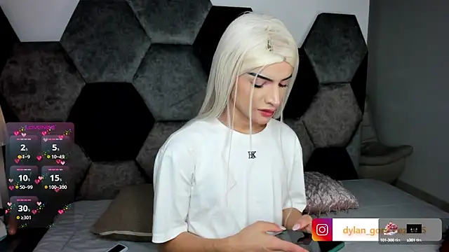 Dylan Turnerr online show from October 13, 2025, 4:36 am