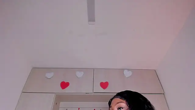 Snapshot of BeverlySteel chatting on May 9, 2026, 8:01 pm BeverlySteel online show from May 9, 2026, 8:01 pm