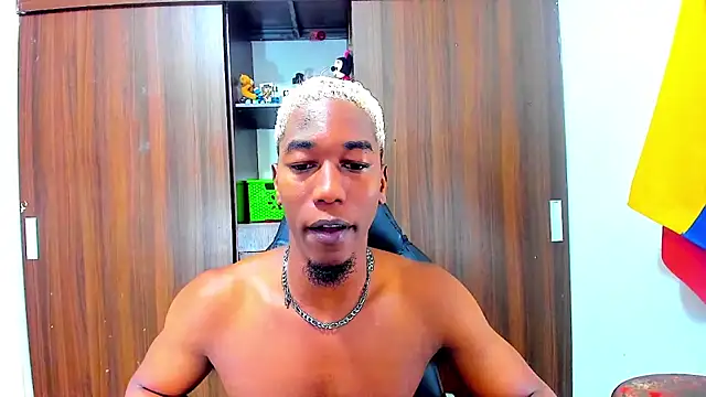 Dreamastercum  online show from January 15, 2026, 9:18 pm