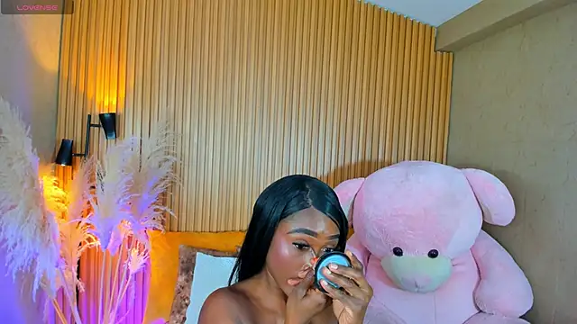 Snapshot of AlexiaAbbey chatting on June 9, 2026, 7:04 pm AlexiaAbbey online show from June 9, 2026, 7:04 pm