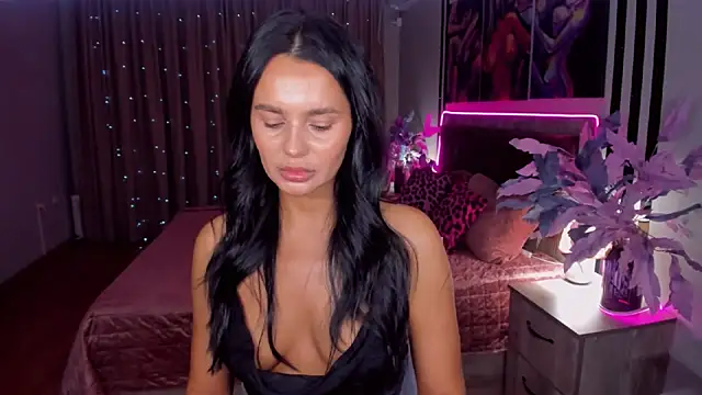 Snapshot of DanaSincere chatting on November 20, 2025, 4:02 am DanaSincere online show from November 20, 2025, 4:02 am