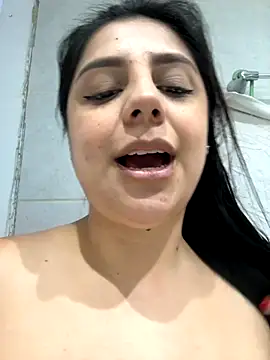 AliceGarc online show from September 25, 2025, 5:19 pm