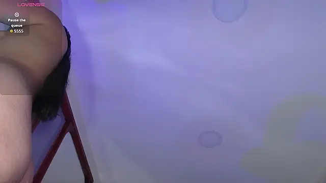 Snapshot of milu23__ chatting on March 17, 2026, 2:31 pm milu23 online show from March 17, 2026, 2:31 pm