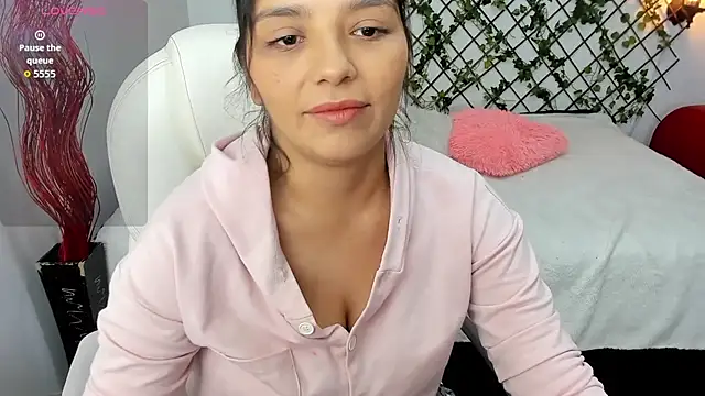 issa  nassar online show from November 27, 2025, 2:06 pm