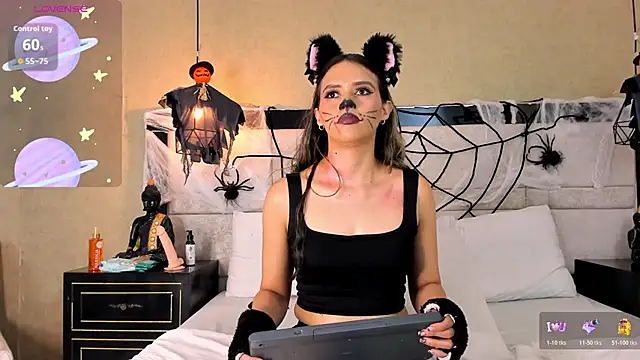 LiliJensen online show from October 21, 2025, 6:29 pm