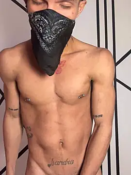 Snapshot of CRAZY-BOY99 chatting on March 4, 2026, 3:47 am CRAZY-BOY99 online show from March 4, 2026, 3:47 am