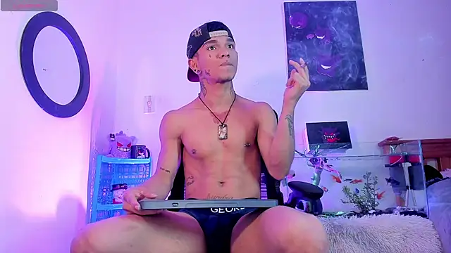 CRAZY-BOY99 online show from May 11, 2026, 7:33 pm