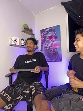 Snapshot of Miguel_bigcock chatting on February 13, 2026, 1:38 am Miguel bigcock online show from February 13, 2026, 1:38 am