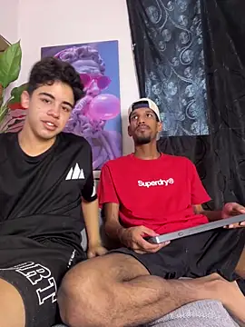 Snapshot of Miguel_bigcock chatting on February 27, 2026, 10:42 pm Miguel bigcock online show from February 27, 2026, 10:42 pm