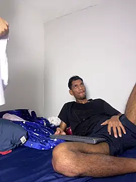 Snapshot of Miguel_bigcock chatting on February 7, 2026, 9:45 pm Miguel bigcock online show from February 7, 2026, 9:45 pm