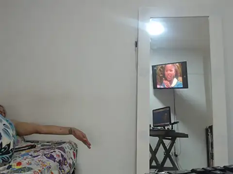 Snapshot of geneS1S49 chatting on March 26, 2026, 6:44 am geneS1S49 online show from March 26, 2026, 6:44 am